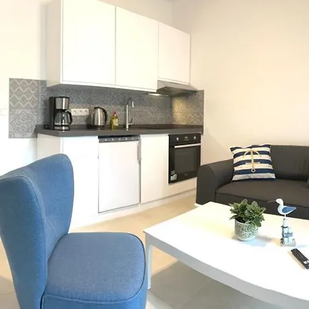 Gepflegtes Und Schoenes Ferienapartment Lübeck