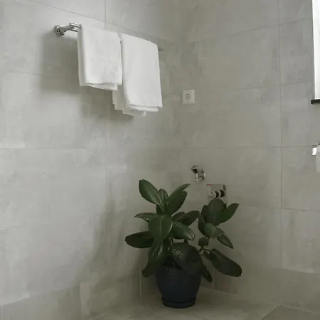 Gepflegtes Und Schoenes Ferienapartment * Lübeck